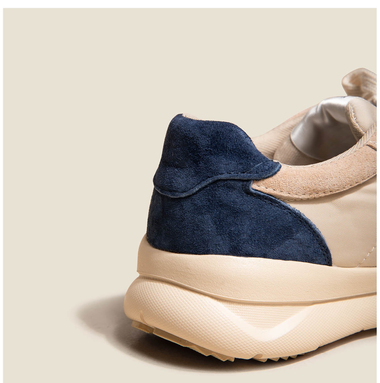 Sporty Casual Sneakers - Image 6