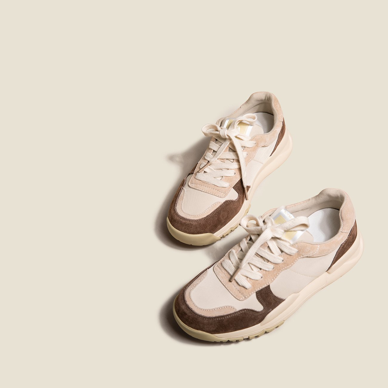 Sporty Casual Sneakers - Image 5
